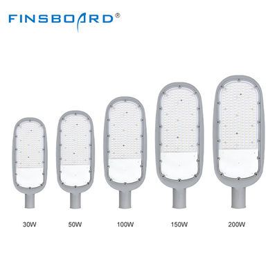 120lm/W Hoogrendement LED Straatlantaarn met IP66 Waterdichtheid en AC85-265V Brede Spanning voor Buitenwegverlichting