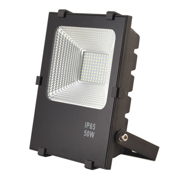 50W RGB LED-overstromingslicht met IP65 waterdichte beoordeling voor buiten- en podiumverlichting