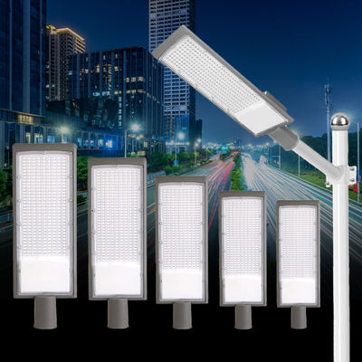 Waterdichte IP66 LED straatlantaarn met 120lm/W efficiëntie en AC85-265V brede spanning voor snelwegen